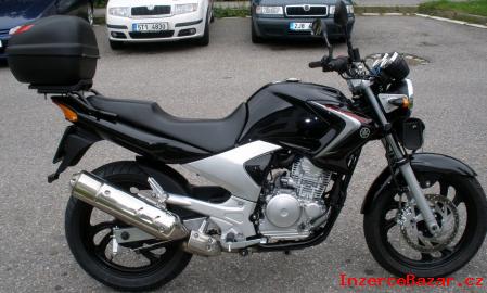 Motocykl Yamaha 250