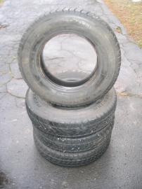 prodam pneu