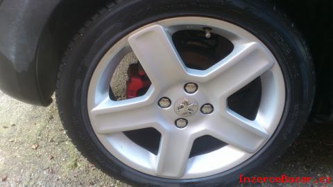 Prodm Alu kola originl Peugeot s pneum