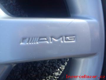 Lit kola + pneu Mercedes AMG