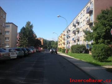 2+1, Pod Stadionem, Klterec