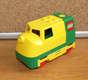 Lego duplo vlaky - koleje, vagonky. . 