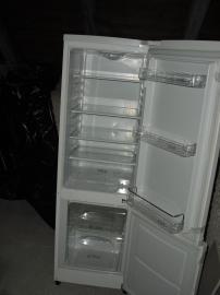 kombinovan lednice . . jako nov!!!