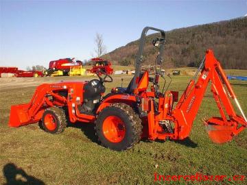 2010 KUBOTA B2320 traktory