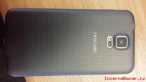 Samsung Galaxy S5 SM-G900F cerny,nebloko