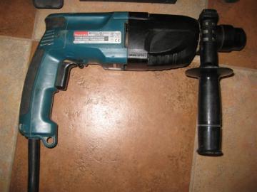 Vrtac kladivo - vrtaka MAKITA HR2440