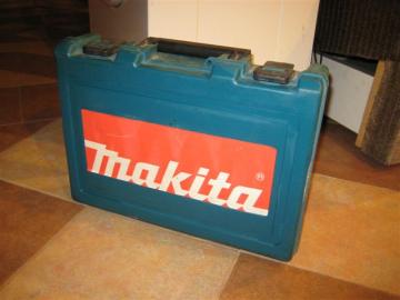 Vrtac kladivo - vrtaka MAKITA HR2440