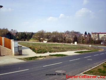 Pozemek na RD, Stranice, vlakov spoj