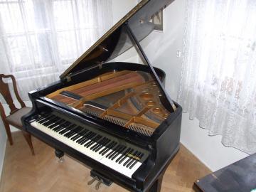 Piano August Frster IV. 