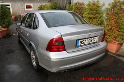 Opel Vectra 2. 6 V6 ELEGANCE